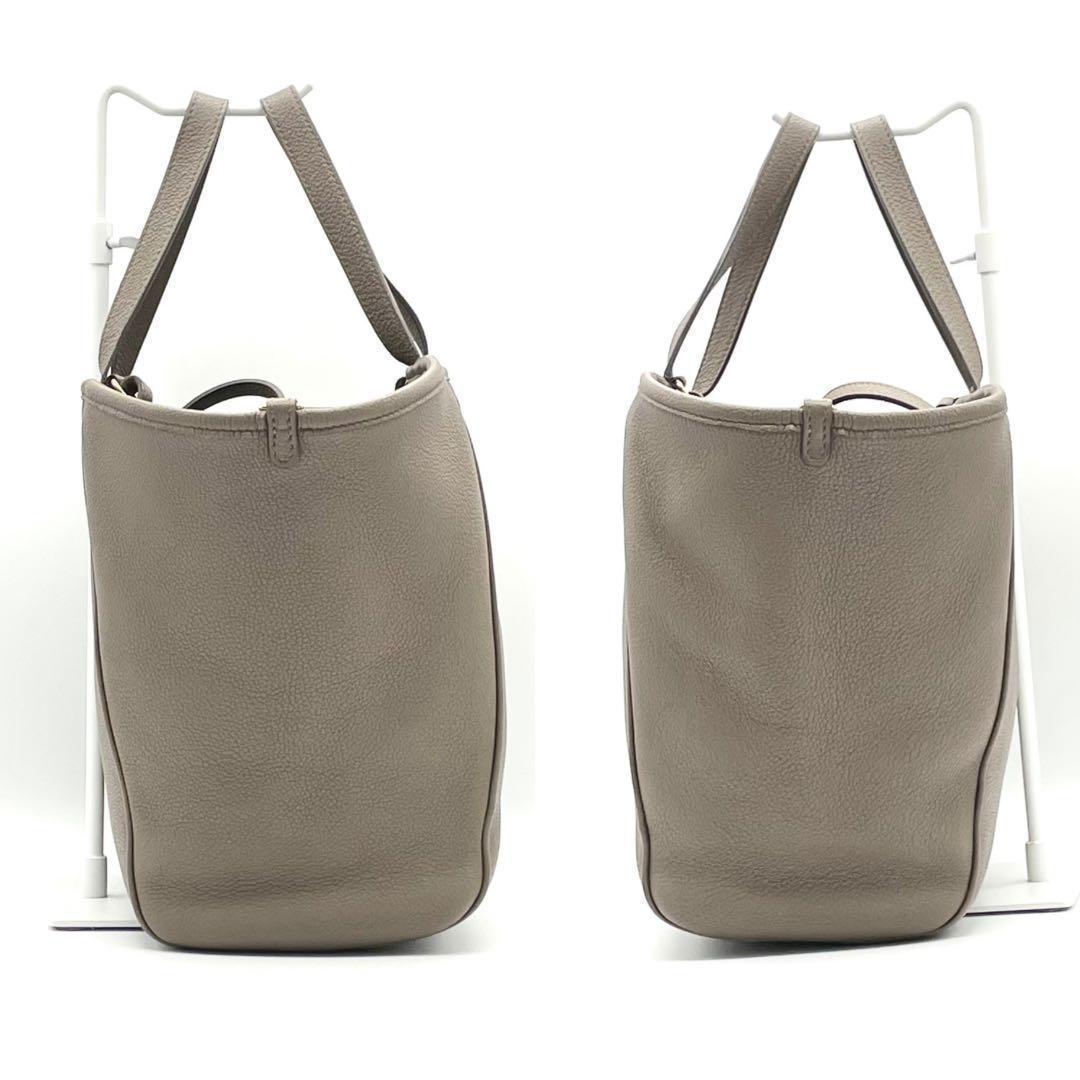 【かよちゃん 様】CELINE スモールフォールドカバ　トープ　グレージュ