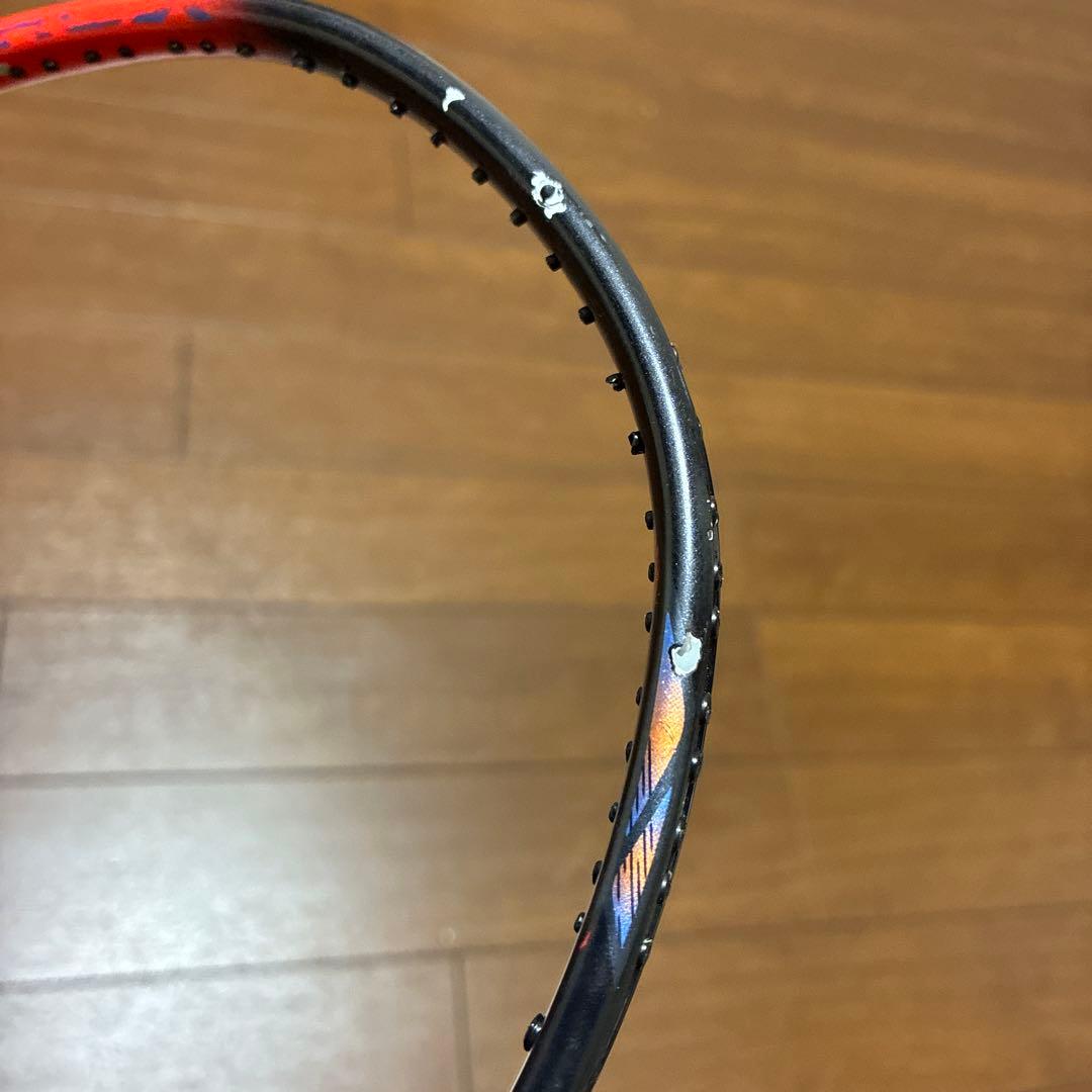 バドミントンラケットアストロクス77プロ