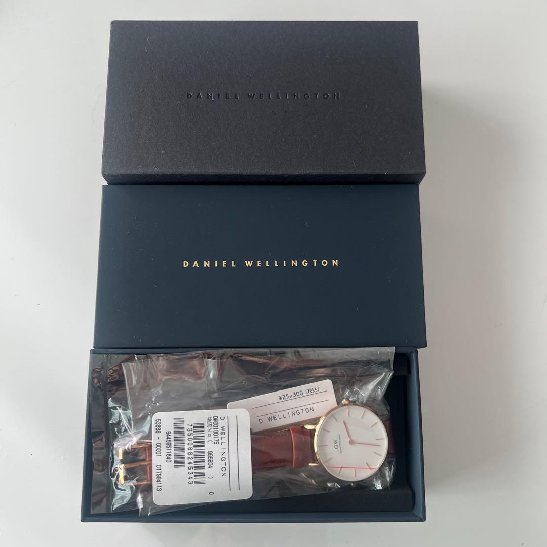 大幅値下げ中！　ダニエルウェリントン PETITE ST MAWES 32mm