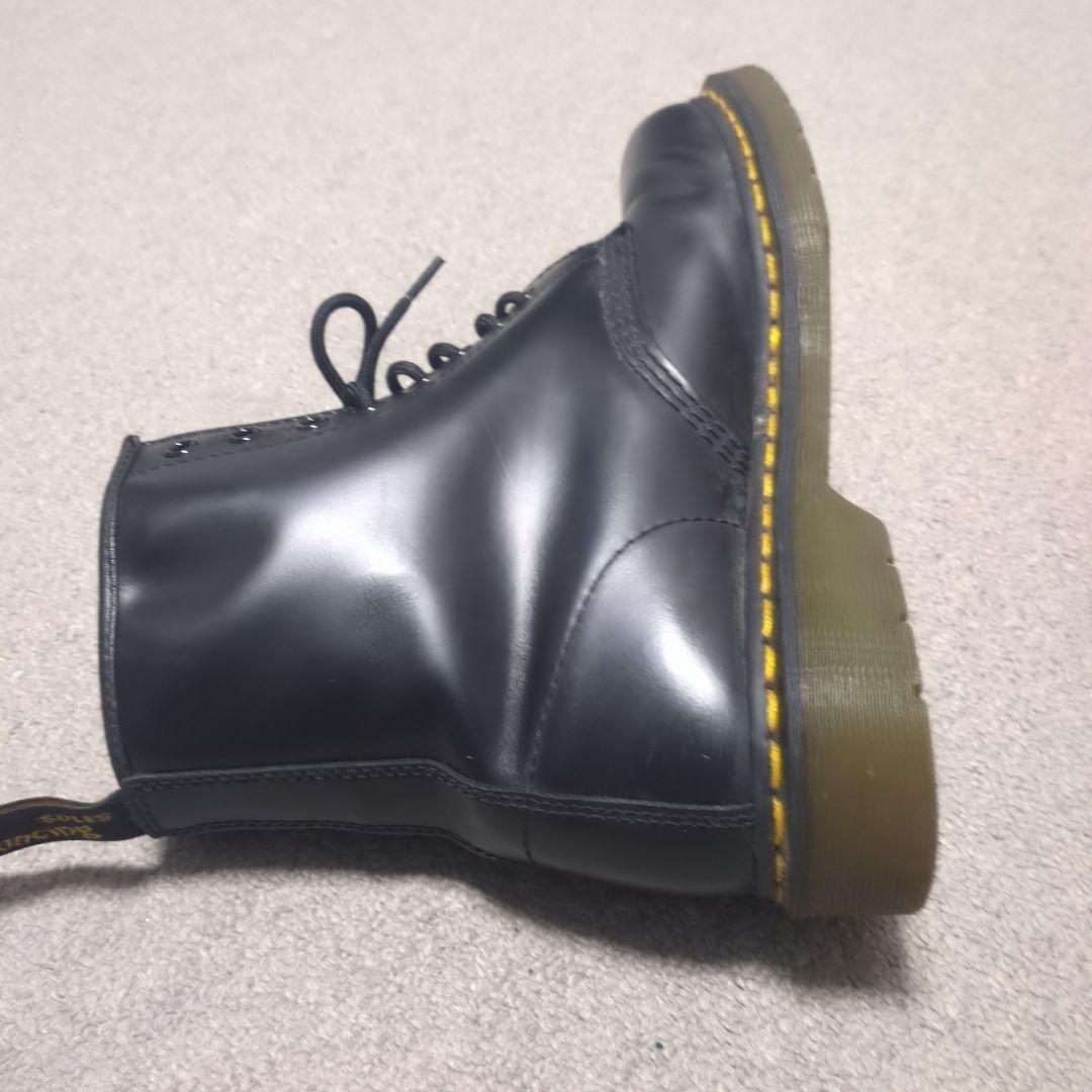 ドクターマーチン ブラックレザーブーツ 8穴