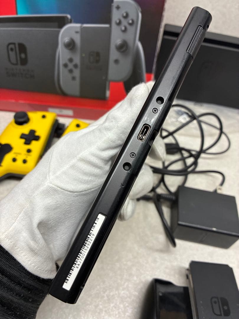 D0102）Nintendo Switch 本体と付属品セット ジャンク