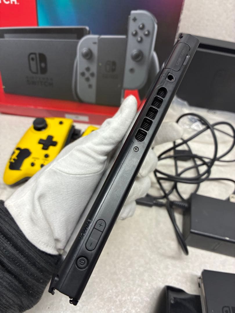 D0102）Nintendo Switch 本体と付属品セット ジャンク