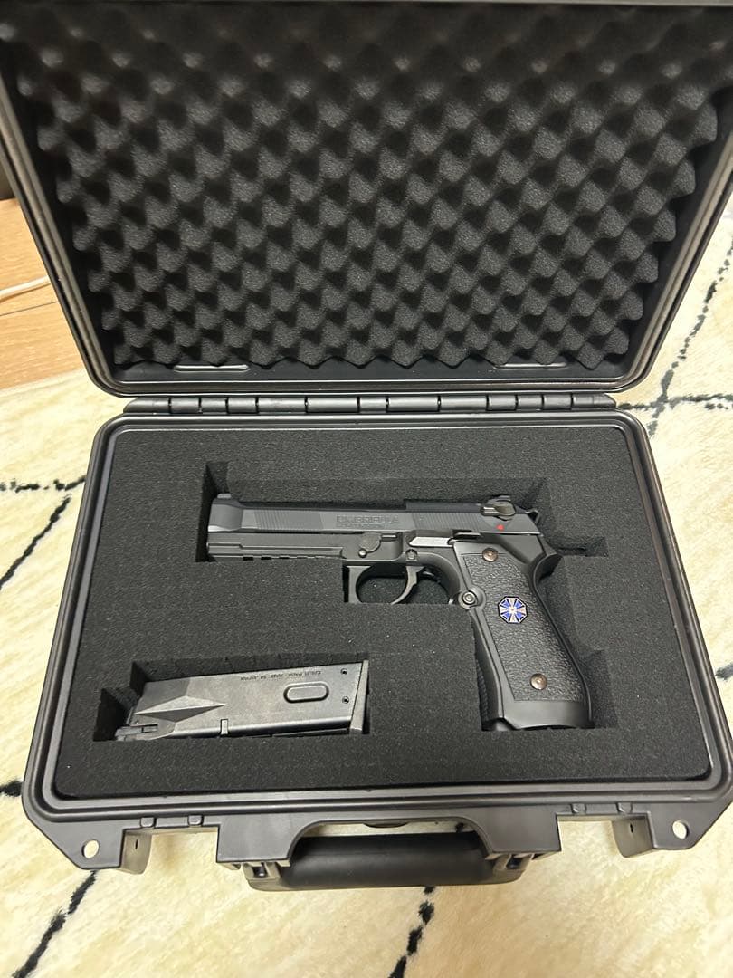 最終値下げ東京マルイ　バイオハザード  W. Model 01P