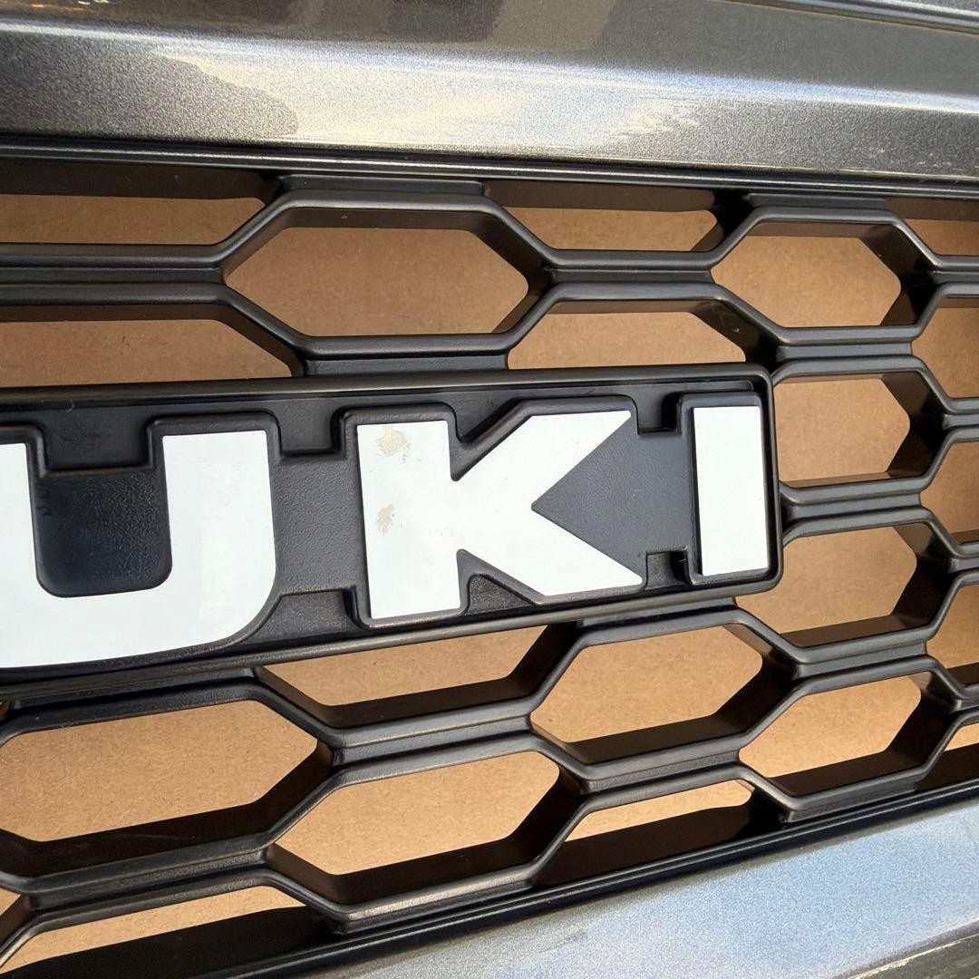 Y*様 JB64ジムニー　フロントグリル