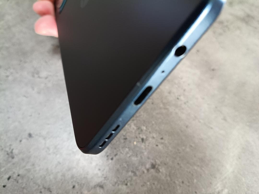 Motorola moto g64y 5G ブラック 美品