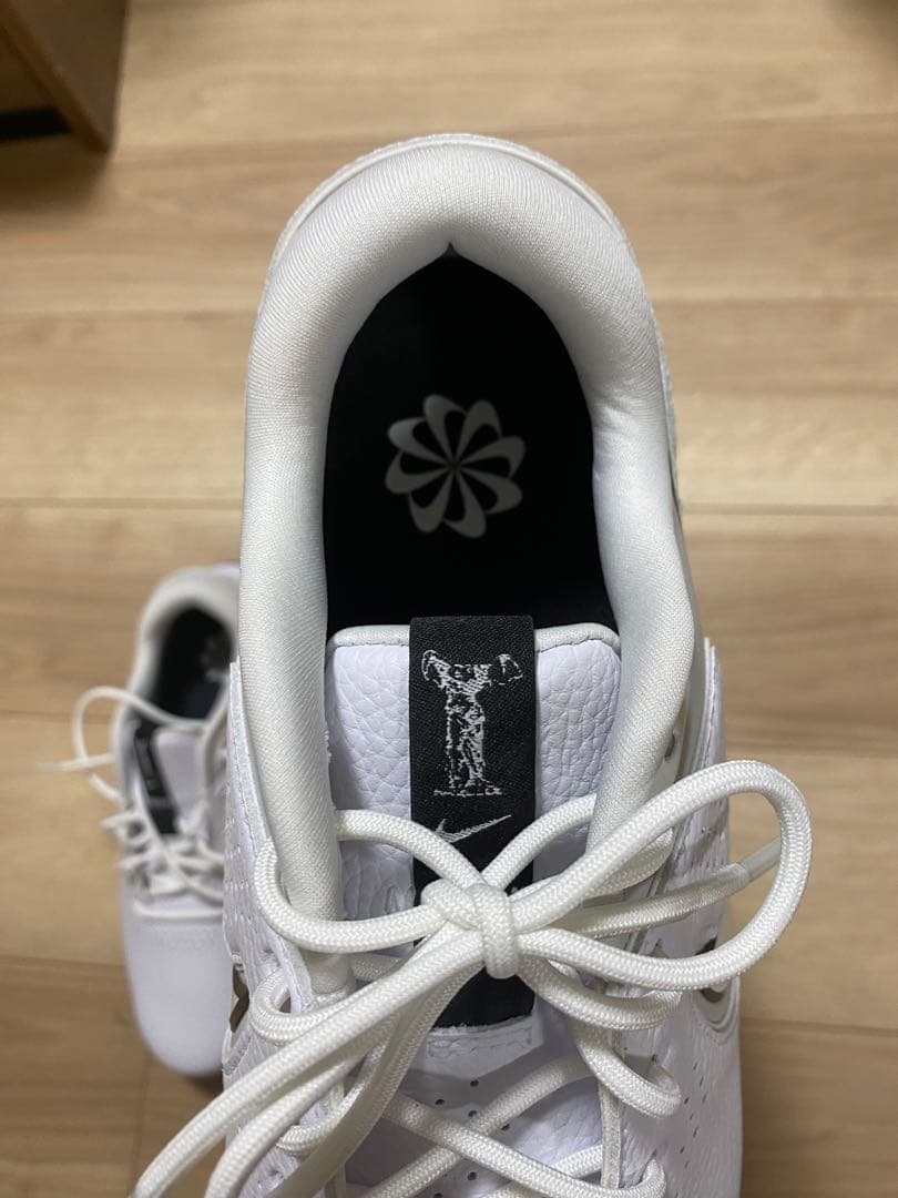 Nike ゴルフシューズ ビクトリープロ3 ホワイト スパイク付き