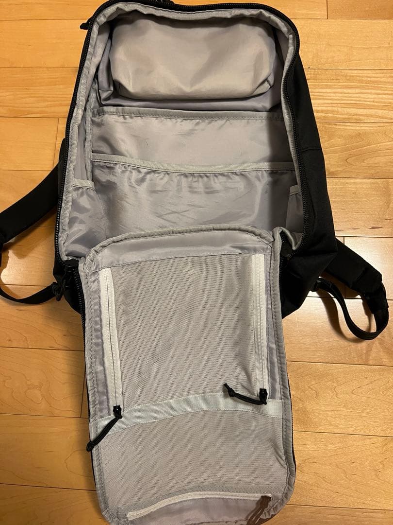 エレコム　MNL CITY PACK 21L リュック