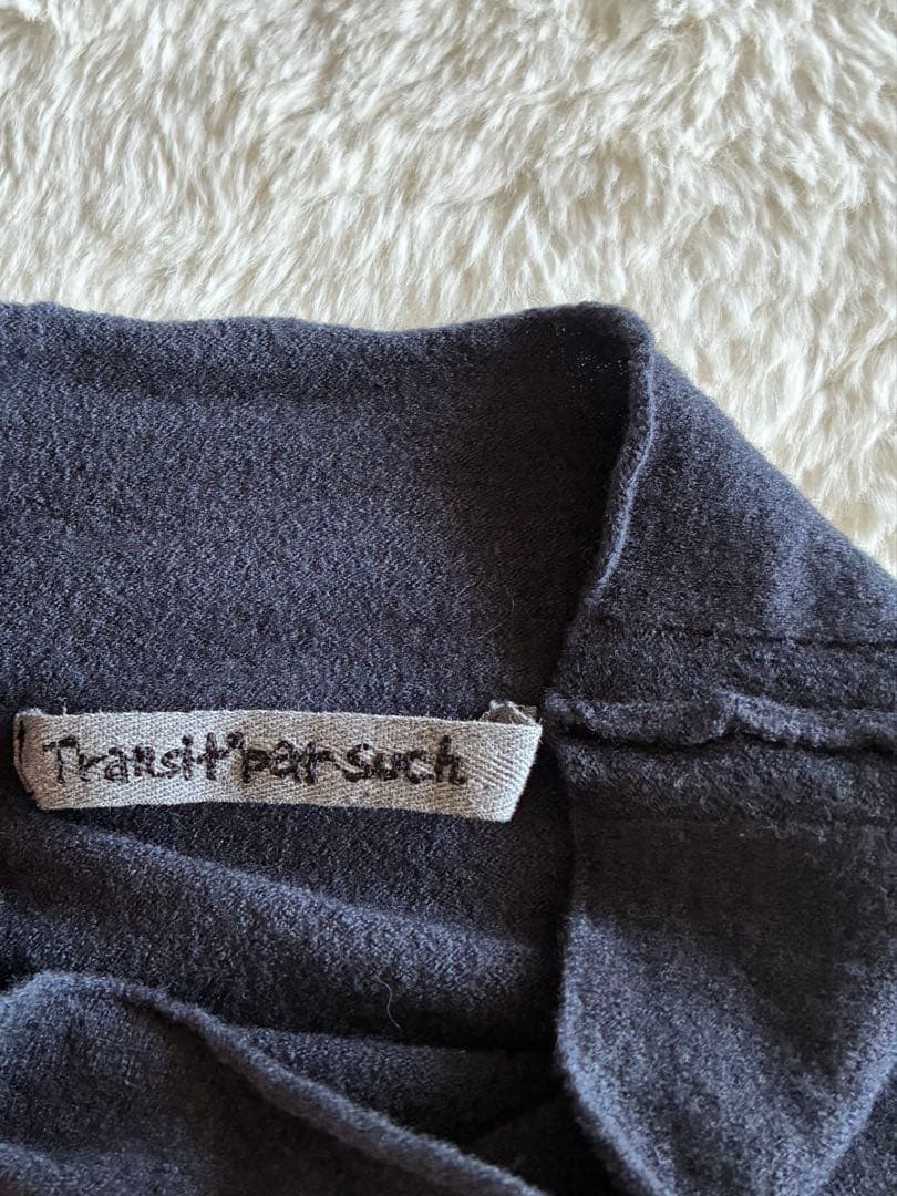 イタリア製TRANSIT PAR-SUCH上質 ウールニットハイネック美品春向け