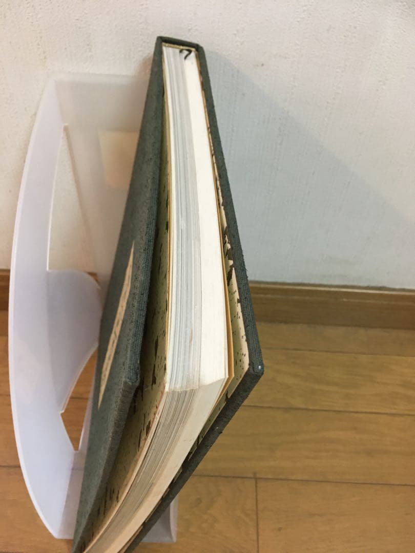 料理本　名品関西料理　四季の出会いもの　初版発行昭和58年　カバーなし