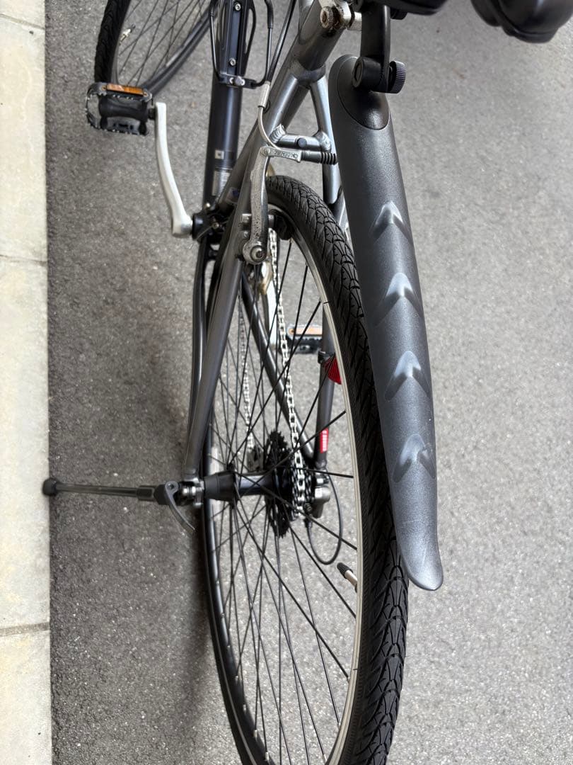 クロスバイク　GIANT escape R3 2022年モデル