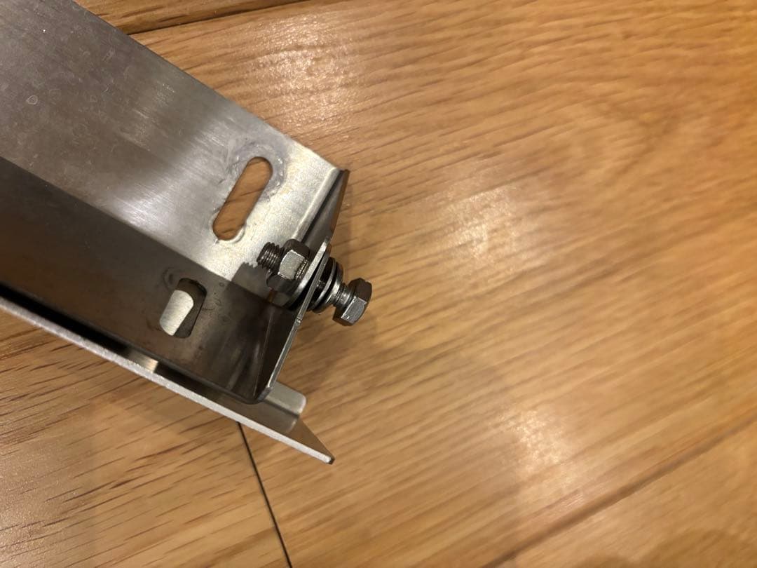 ESSEX ステンレススチール ナンバーステー