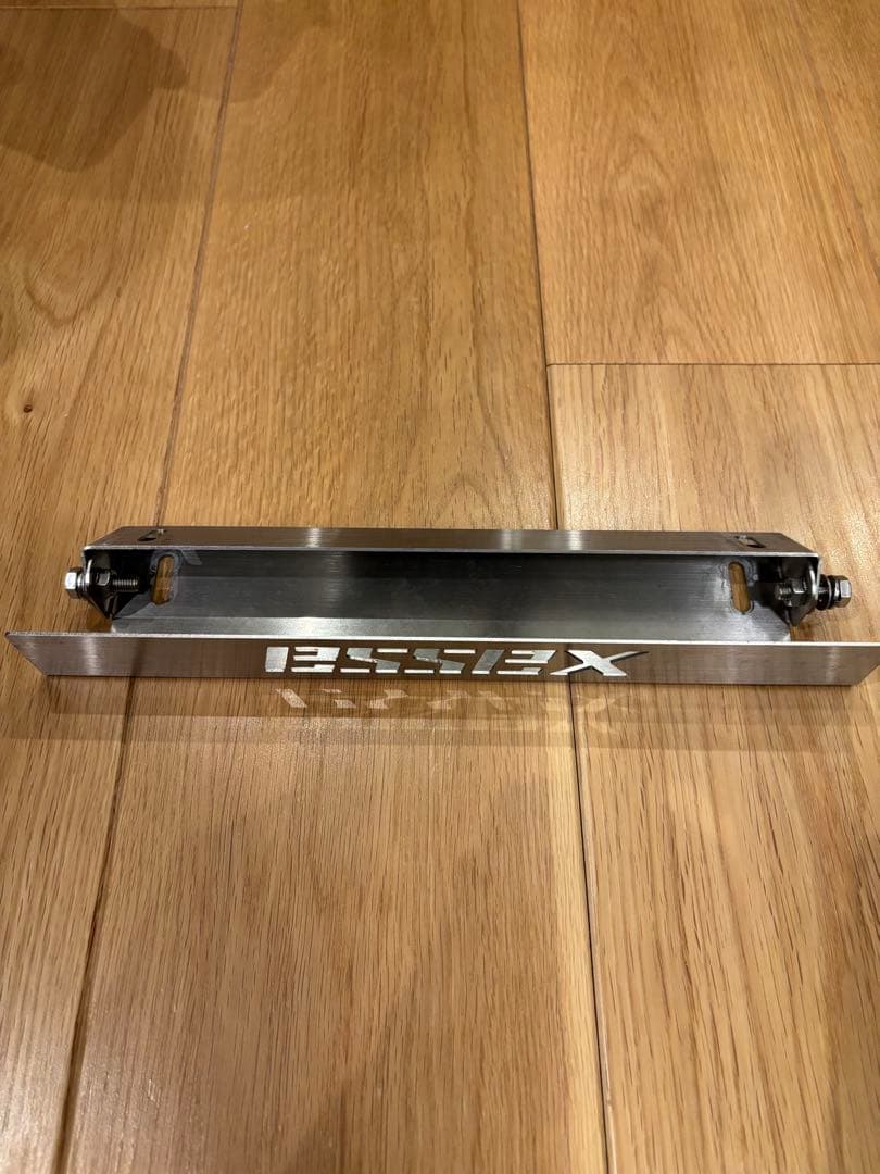 ESSEX ステンレススチール ナンバーステー