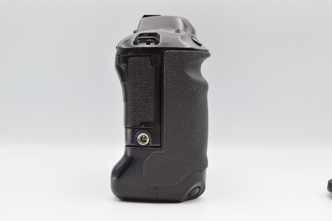 Canon EOS-1N フィルム一眼レフカメラ #CB004