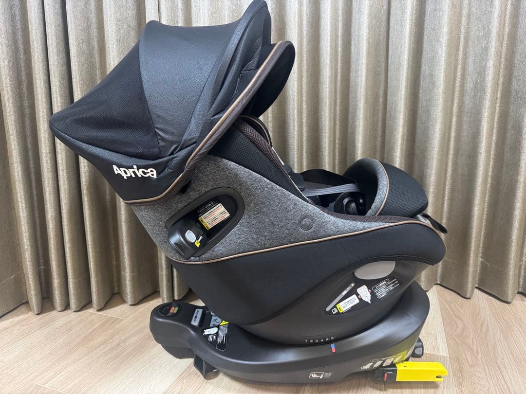 【美品】Aprica アップリカ クルリラプロテクト ISOFIX