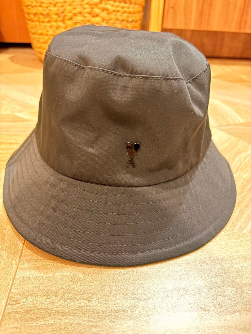 アミパリス　バケットハット
