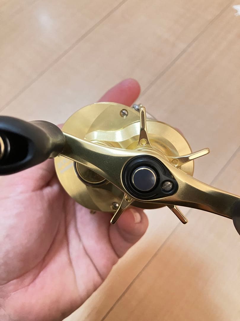 シマノ 21 カルカッタコンクエスト 200HG