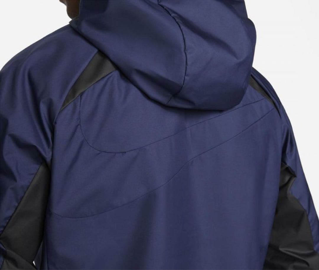 パリサンジェルマン　Nike ウィンドブレーカー