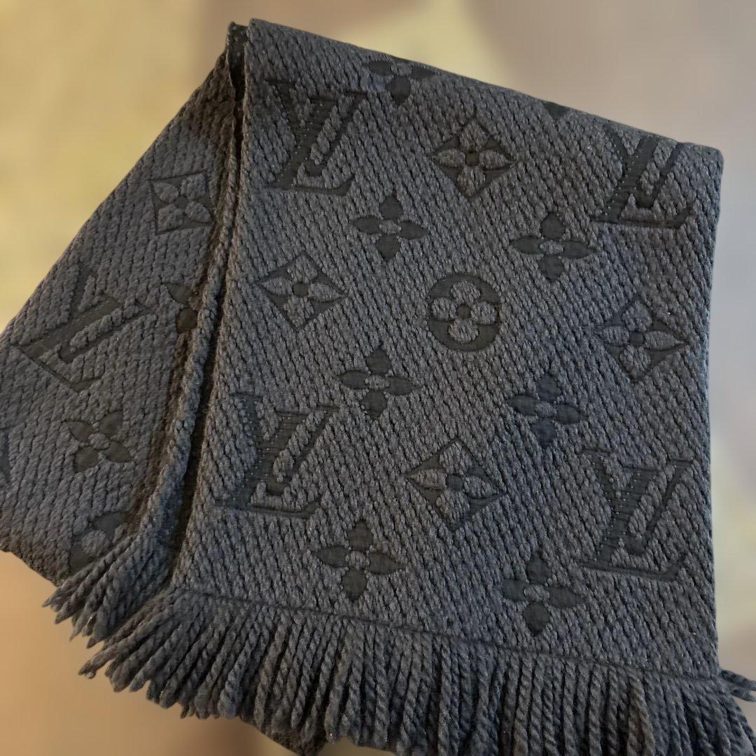 Louis Vuitton ブラック マフラー