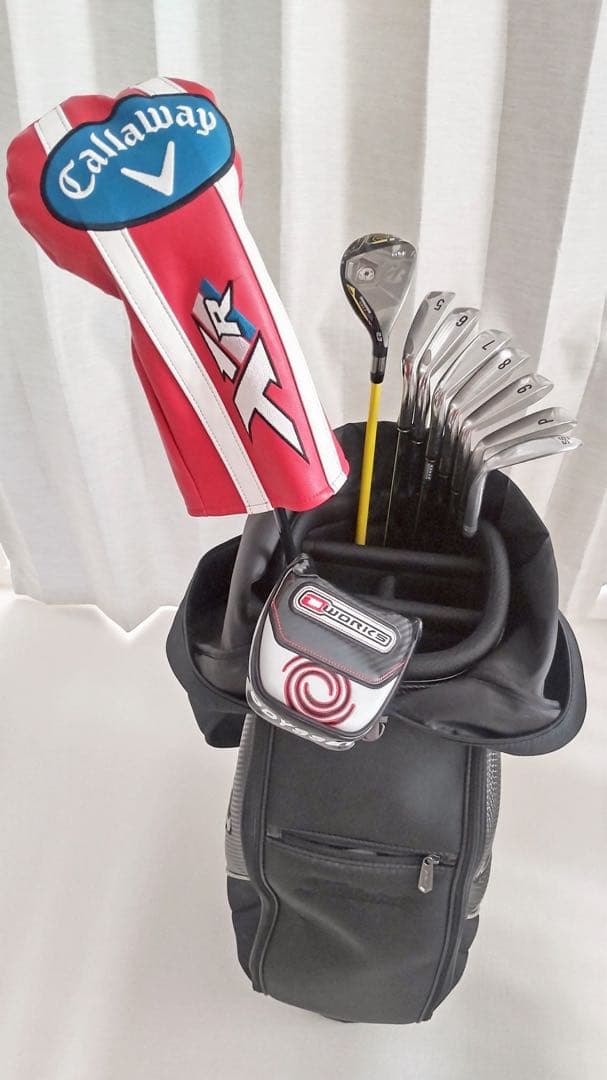 美品　タイトリスト　ブラックキャディバッグ　5分割