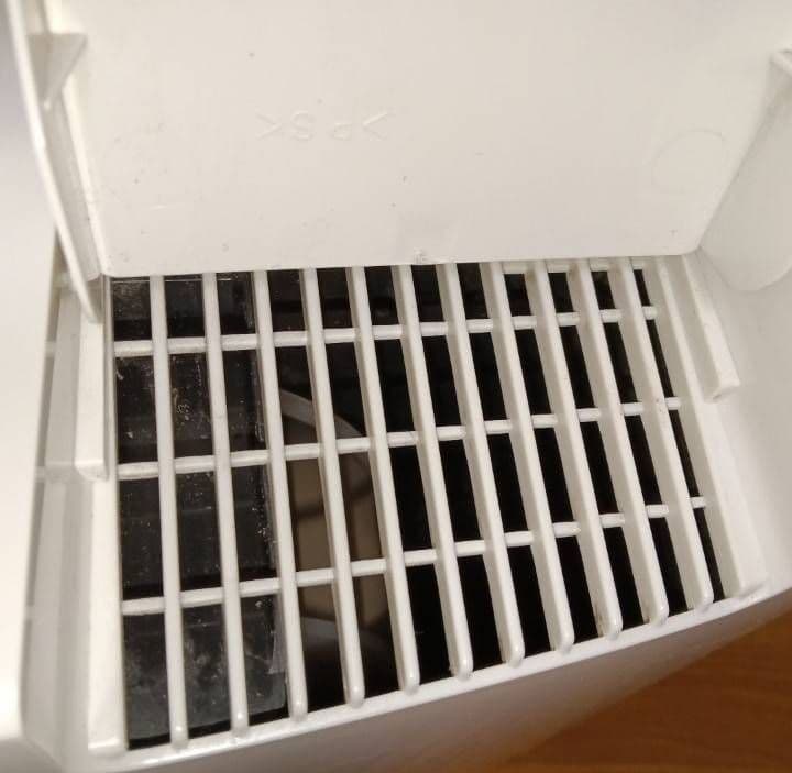 CORONA 衣類乾燥除湿機 2021年製。