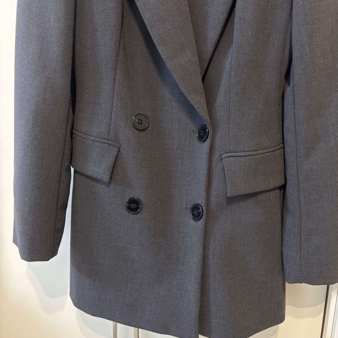ZARA ダブルブレストブレザー　ダブルボタンテーラードジャケット　グレー