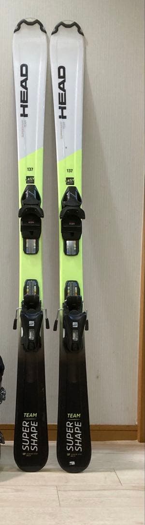 ジュニアスキー板137センチ