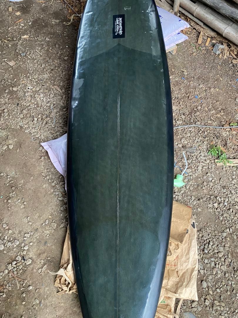 ジャスティスサーフボードSeaSofa ブラックサーフボード フィンボックス付き