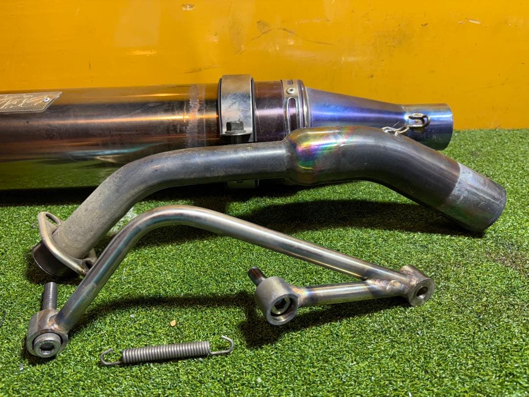 フォルツァ　MF08 マフラー