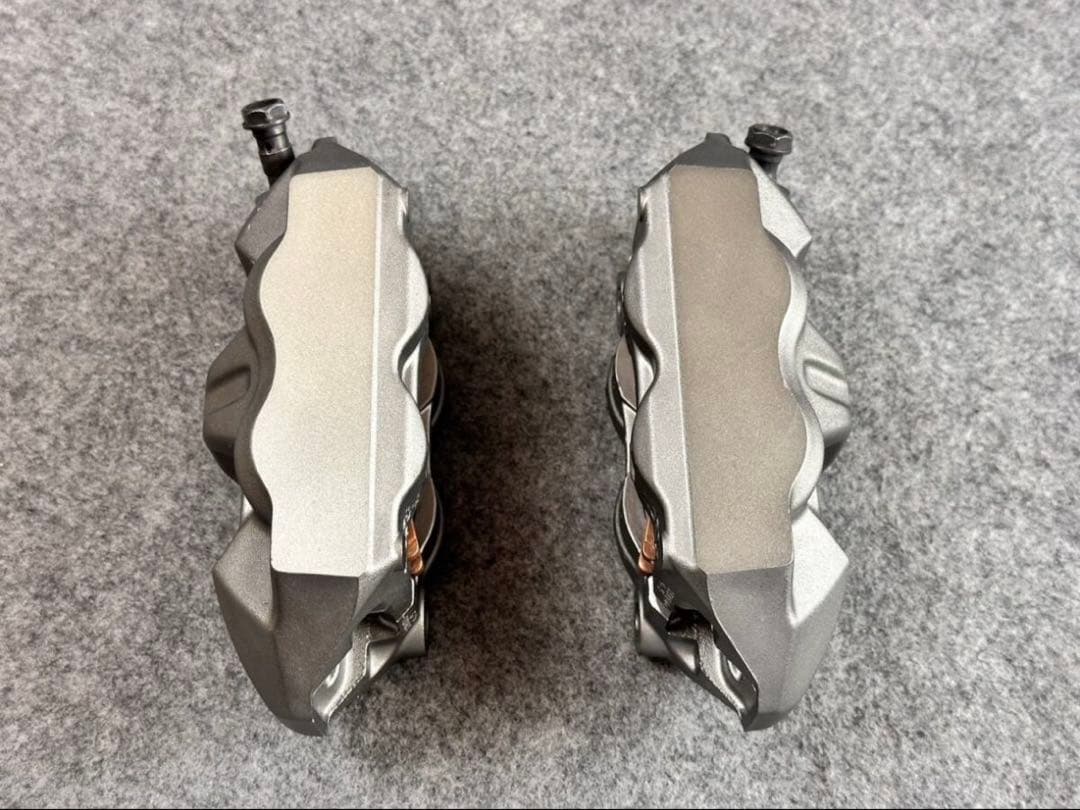 【ガリガリ君】Brembo M4 ラジアルマウント キャリパー