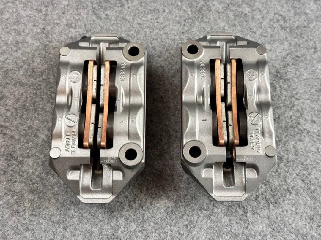 【ガリガリ君】Brembo M4 ラジアルマウント キャリパー