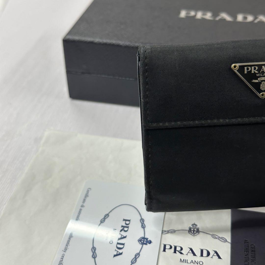 新品同様‼️ プラダ　PRADA 財布　折り財布　ナイロン　三角ロゴ　コンパクト