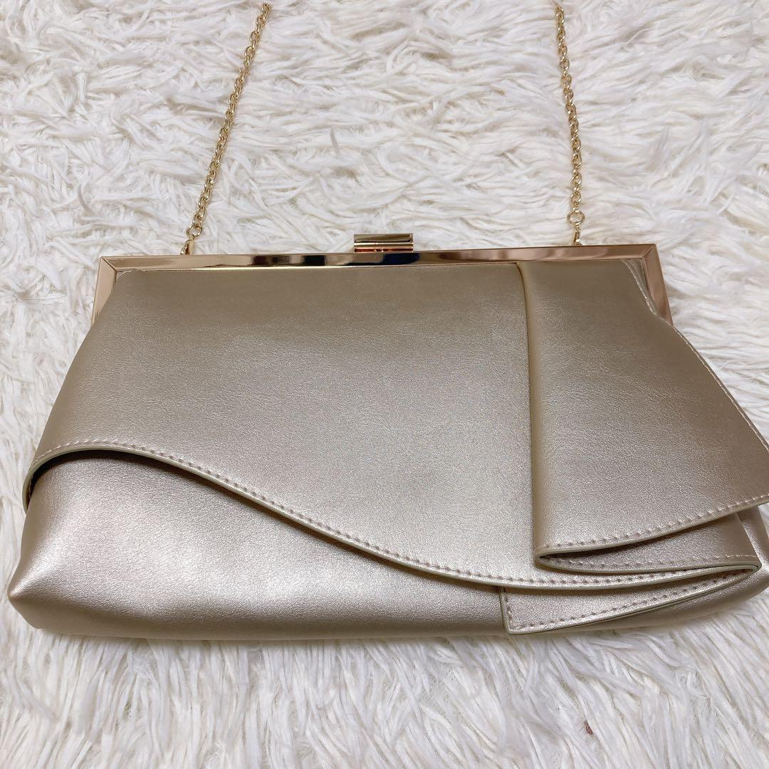 極美品✨AIMER ゴールド フレアタッククラッチバッグ ショルダー 2way