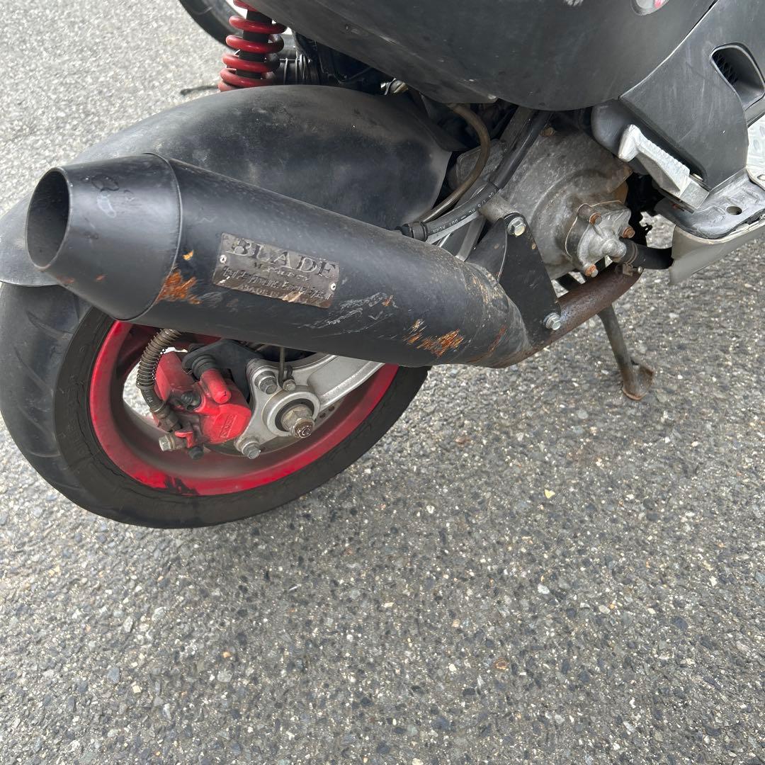 キムコベリアルマフラーですが欲しいなら車体つけます不備めちゃくちゃあります