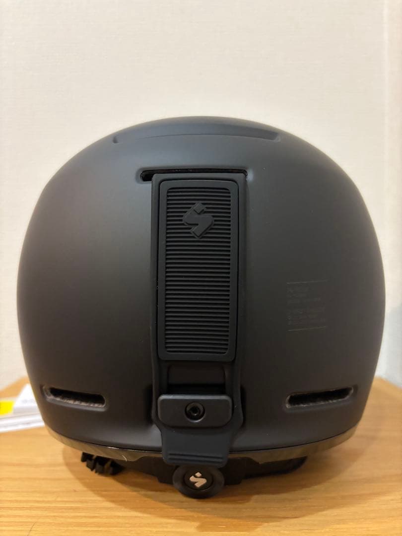 Sweet Protection ヘルメット