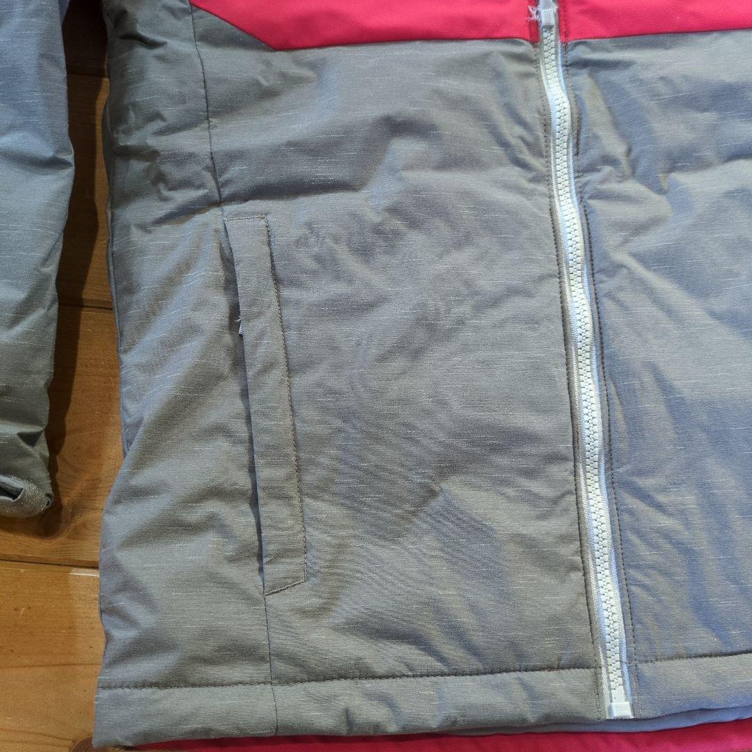 k.t.2213　Columbia 子ども用スキーウェアセット　140