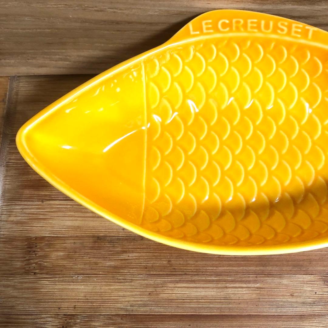 ルクルーゼ　フィッシュ　クリスマス　魚パイ　オーブン　ココット　蓋　おせち　正月