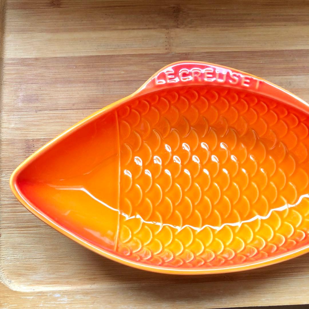 ルクルーゼ　フィッシュ　クリスマス　魚パイ　オーブン　ココット　蓋　おせち　正月