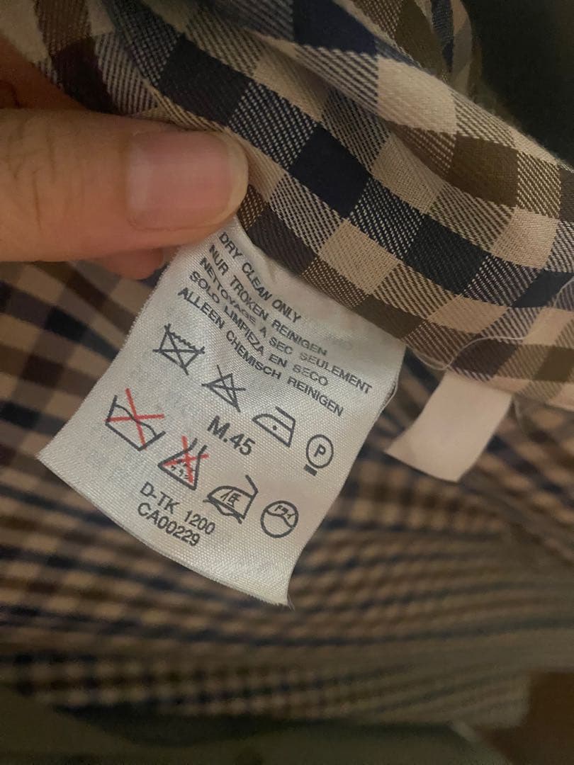 Aquascutum トレンチコート