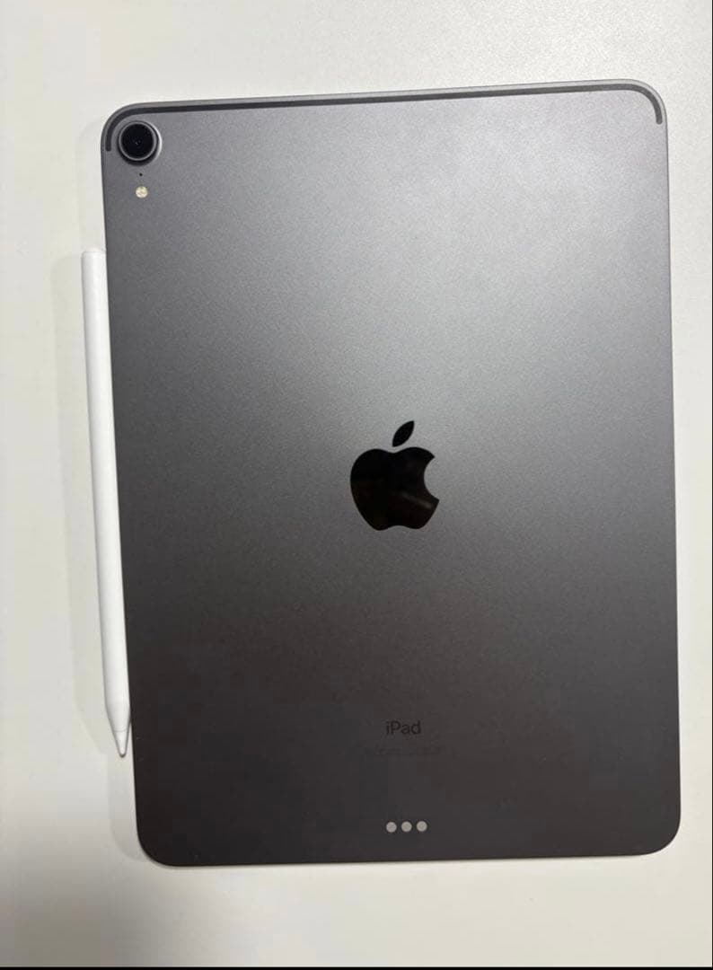 iPad Pro 11 (2018) スペースグレー 本体