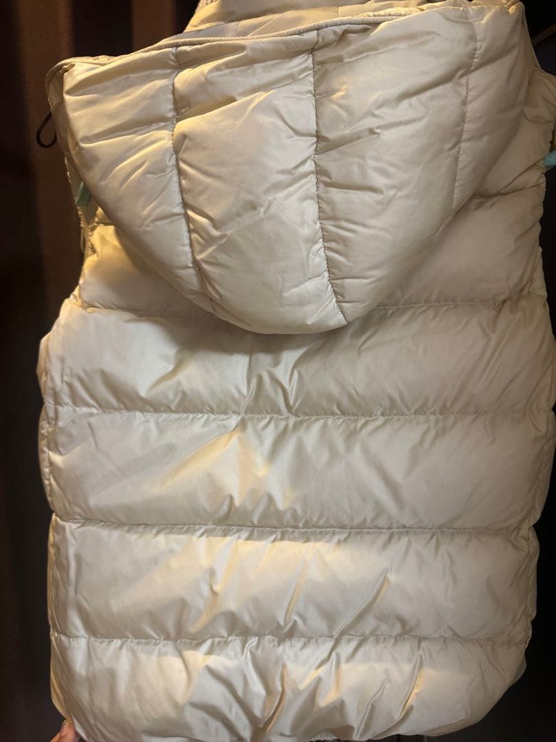 【お値下げ交渉可！】TATRAS アイボリー ダウンベスト フード付き