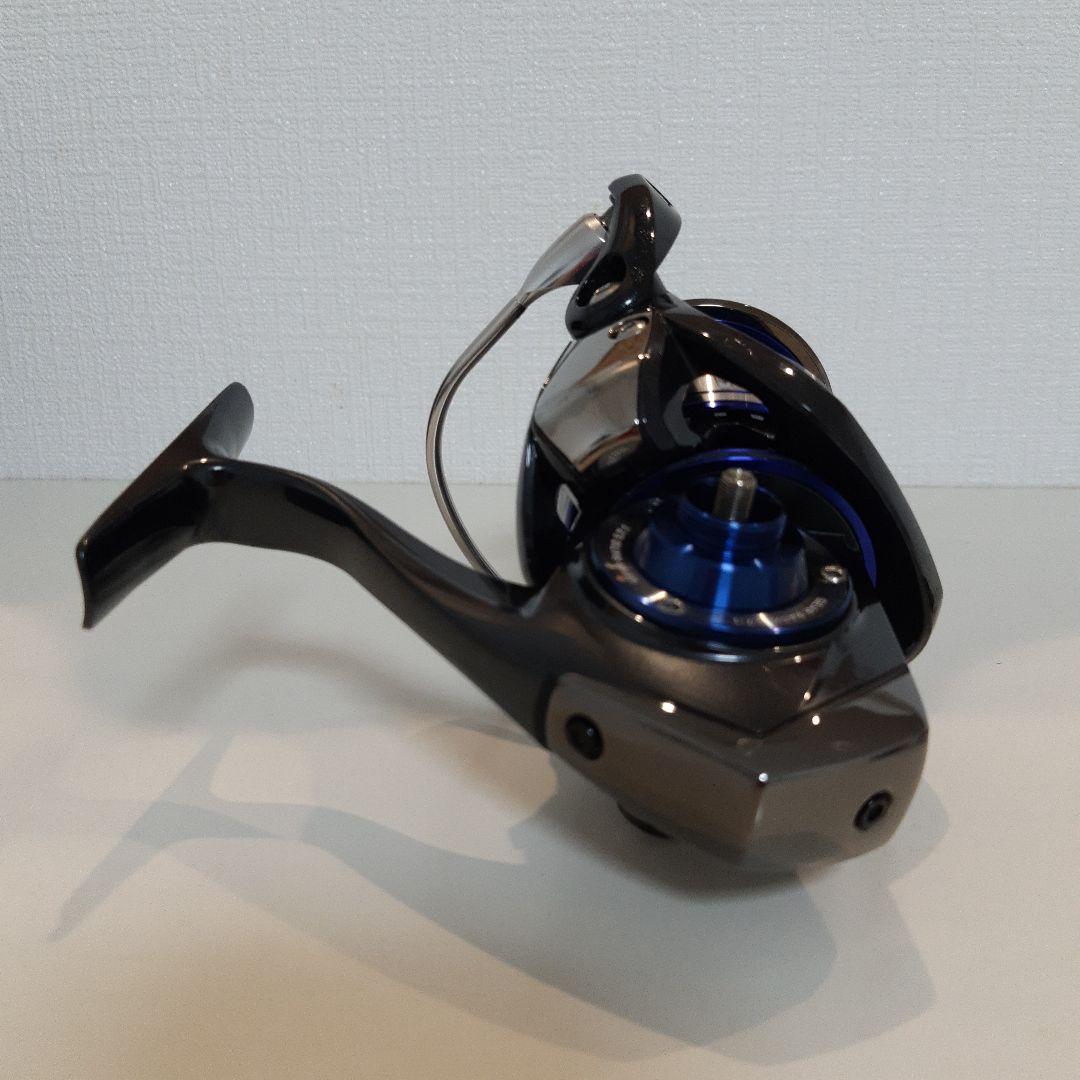 新品未使用　DAIWA 15　ソルティガ　リール 4000H