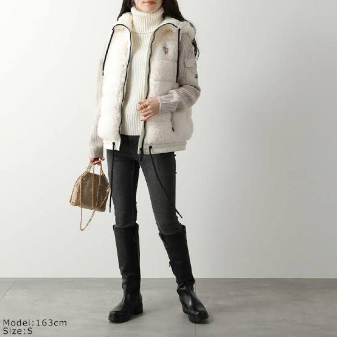 最終値下げ早い者勝ちホワイト フード付き ダウンベスト S