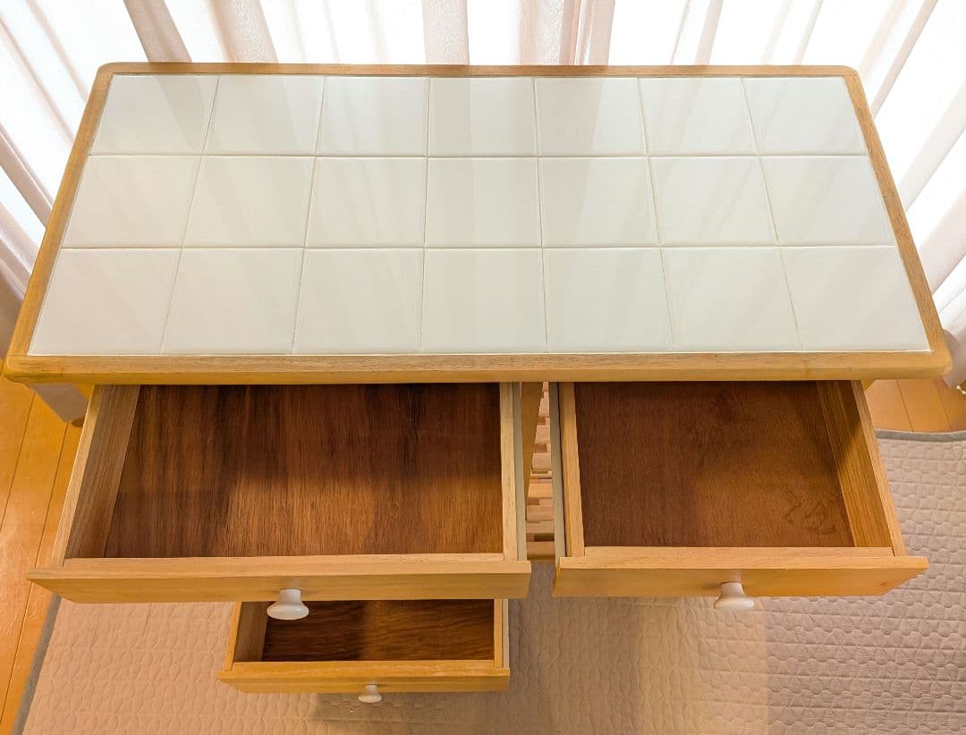 a*e様 キャトルセゾン ワゴン　キッチンカウンター　ワインラック　棚　キッチン