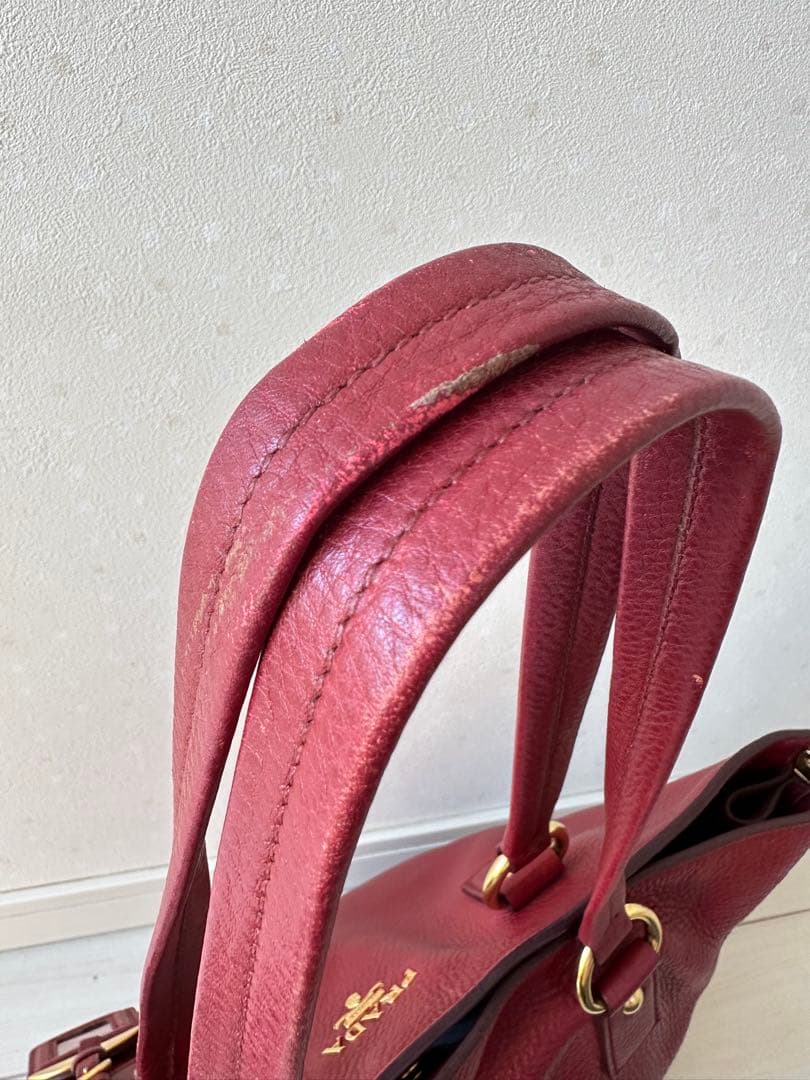 PRADA レザー 赤 トートバッグ