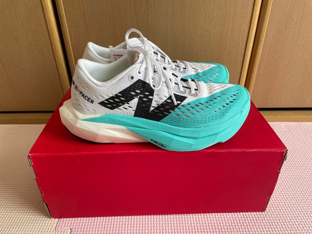 スパイク・シューズ New Balance FuelCell SuperComp Pacer v2