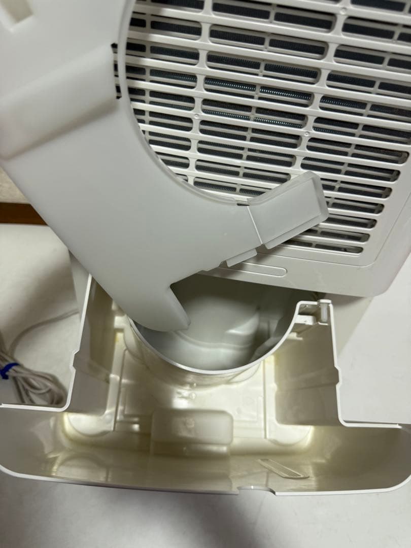 アイリスオーヤマ 除湿機 KJC-H140 衣類乾燥 16～33畳 01