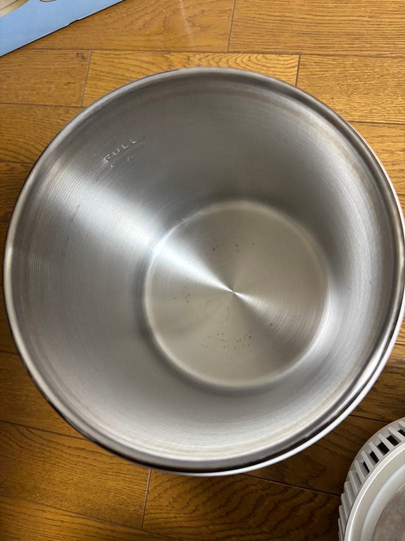 動作確認済み　メガホーム　蒸留水器　新ガラス容器　ホワイト