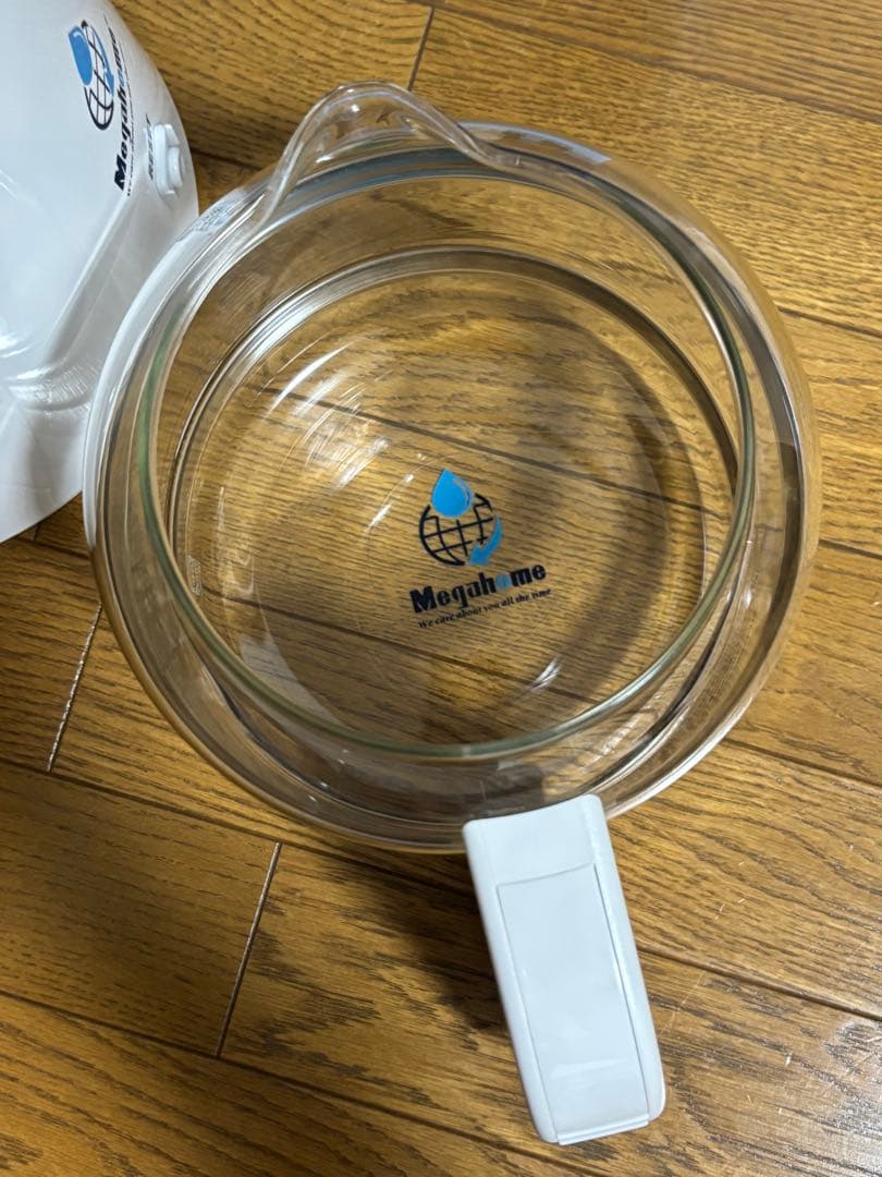 動作確認済み　メガホーム　蒸留水器　新ガラス容器　ホワイト