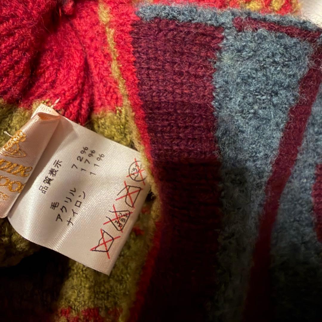 ヴィヴィアンウエストウッド ポンポン付きニット帽