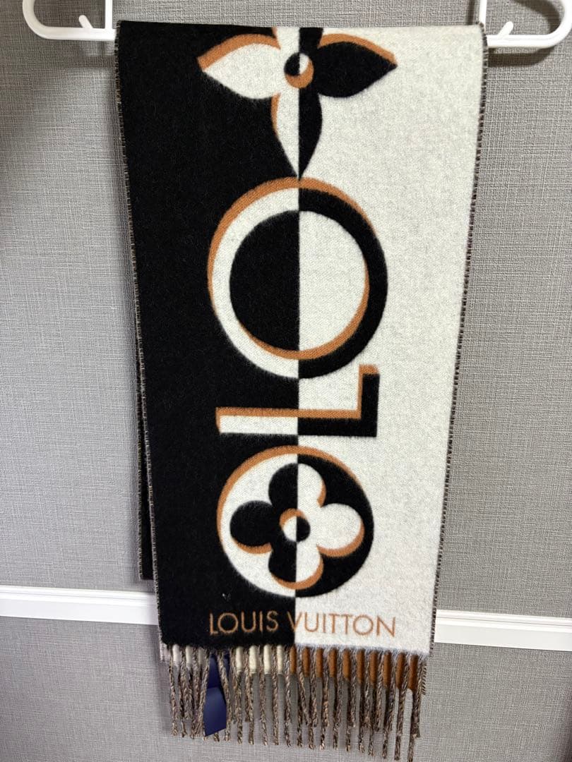 ルイヴィトン LOUIS VUITTON マフラーデュオインフィニティ新品未使用